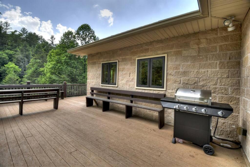 The Chariot - Creek Front With Hottub, Fire Pits, Billiards, Ev Charger - Sandalwood Stays Blue Ridge Exterior photo