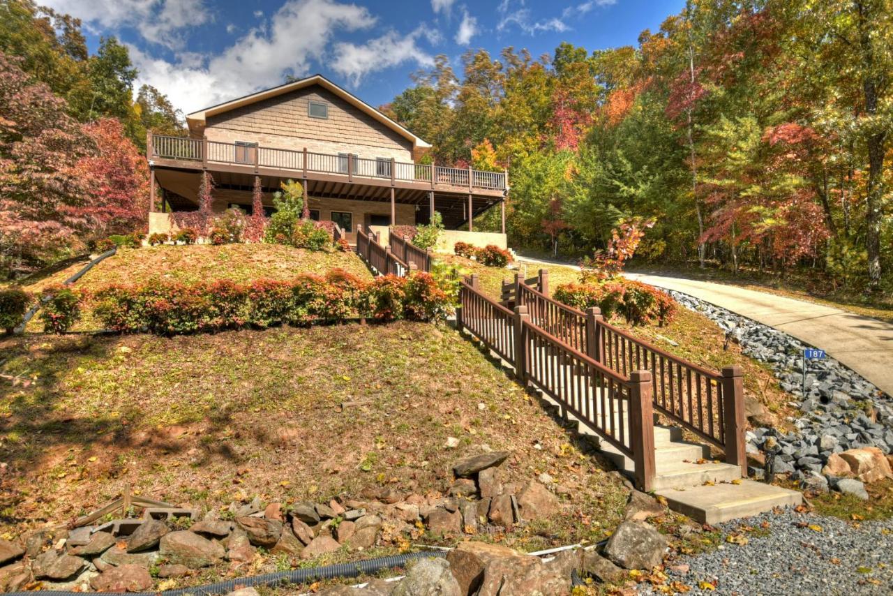 The Chariot - Creek Front With Hottub, Fire Pits, Billiards, Ev Charger - Sandalwood Stays Blue Ridge Exterior photo